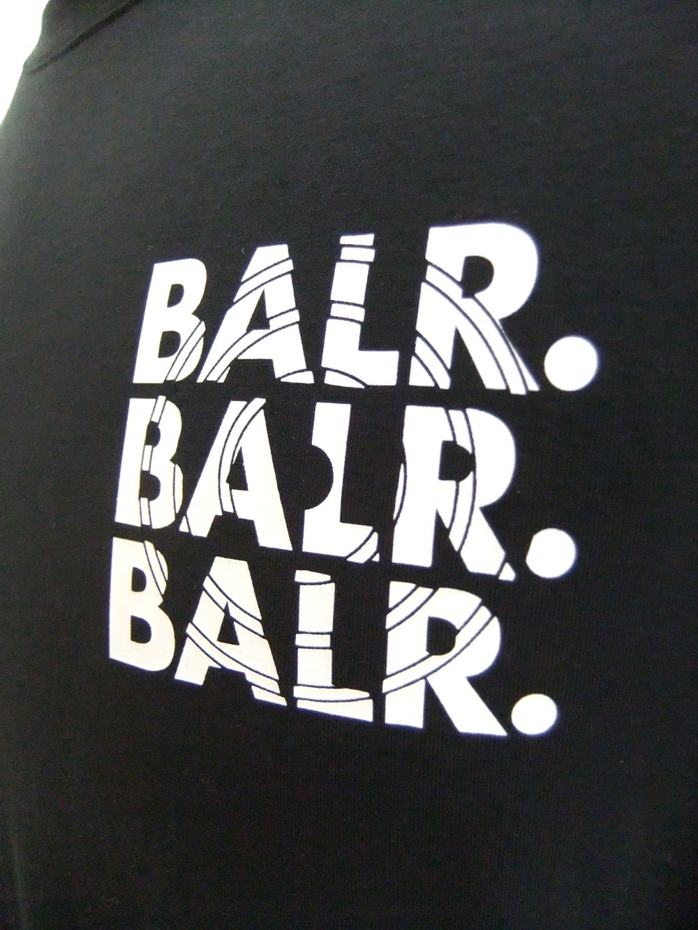 ロゴ T-SHIRT  (ブラック)  BALR.  TRIPLE ATHLETIC
