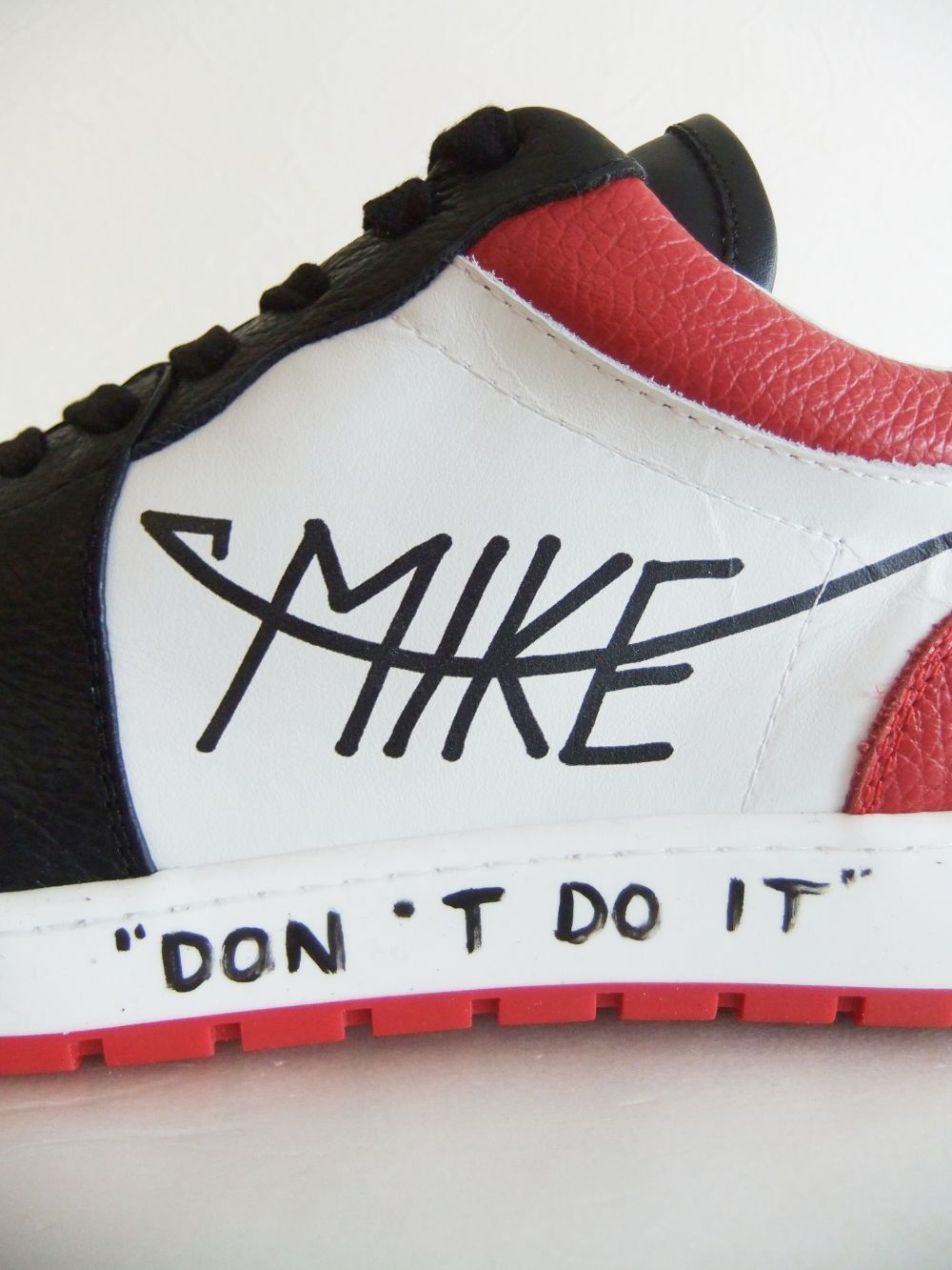 【MIKE don't do it】  レザースニーカー  (レッド×ホワイト×ブラック) 《日本限定カラー》