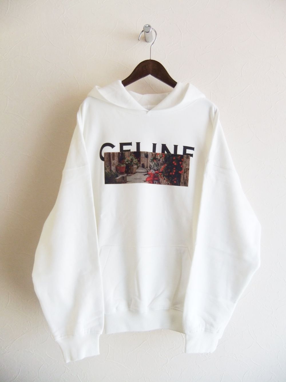 【MICALLE MICALLE Account】 HOMMAGE  CE PAINT HOODIE (ホワイト)   ロゴ フーディ  MAG101TDC