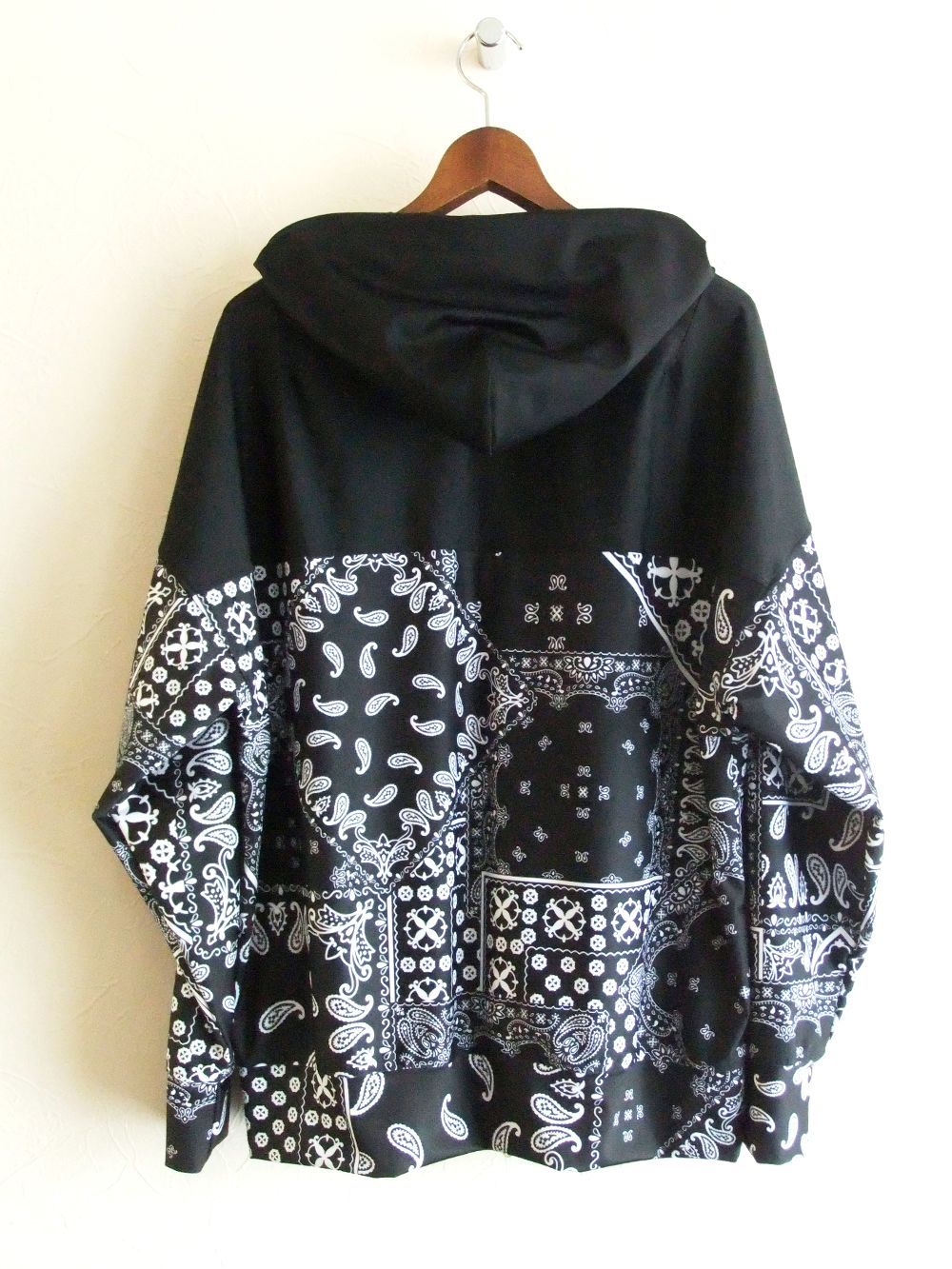 PAISLEY RUSH OVER ZIPUP HOODIE   (ブラック) ラッシュガード ZIP パーカー