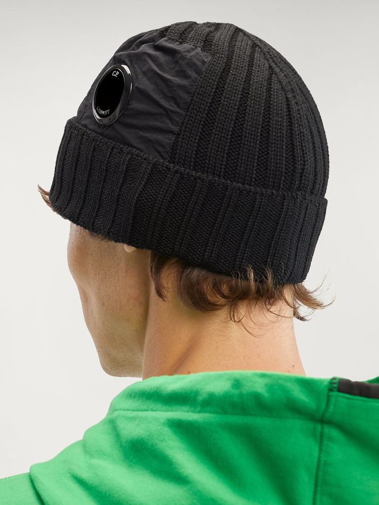 C.P. COMPANY - EXTRA FINE MERINO WOOL LENS BEANIE レンズ ゴーグル 