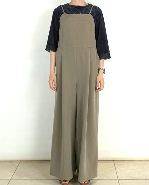 新品タグ付き ヌキテパ オールインワン パンツ ベージュ Mサイズ 新品タグ付き ヌキテパ オールインワン パンツ ベージュ Mサイズ