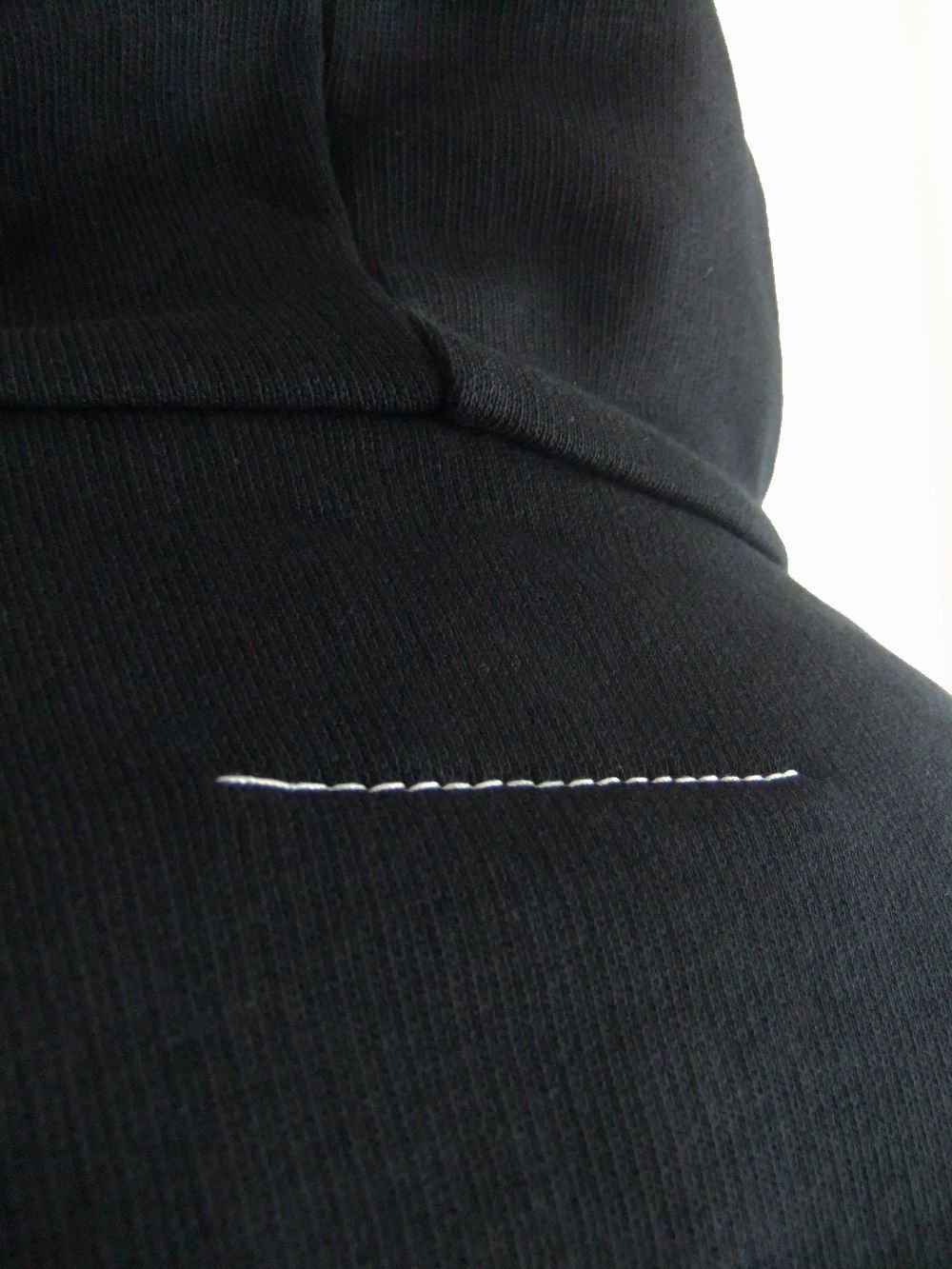 《MM➅》 Maison Margiela  (ブラック)  ナンバリングスウェットシャツ