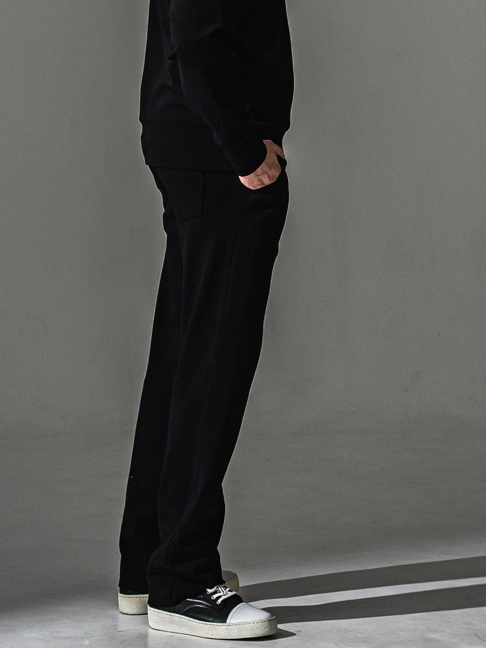 CHRIS EASY WIDE TUCK PANTS   ワイド イージーパンツ （ブラック）