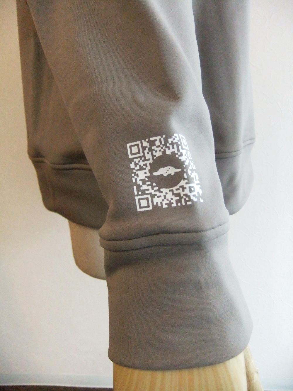 【LADIES】BIG ARCH SWEAT.W   ロゴ入りスウェットシャツ   RSL-21204