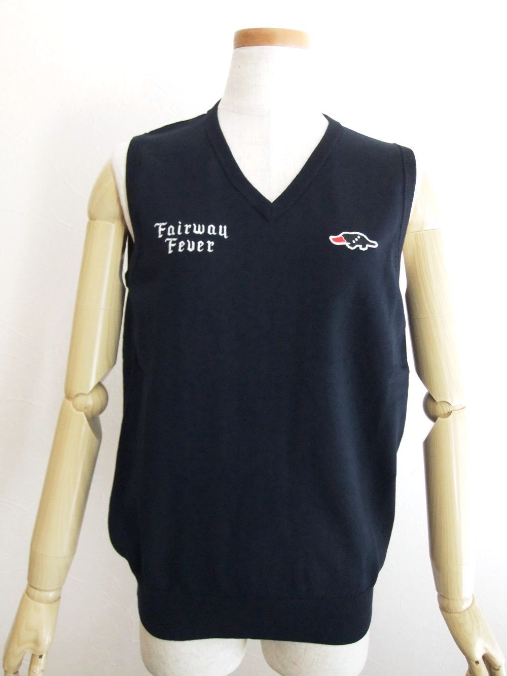 【LADIES】 FAIRWAY FEVER VEST W.   ロゴ入り ニットベスト (ネイビー) RSL-22037