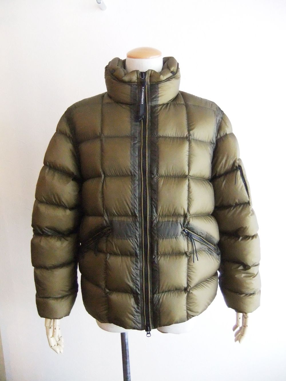C.P. COMPANY - D.D. SHELL DOWN JACKET (カーキブラウン) ナイロン