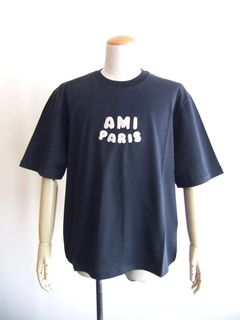 【ユニセックス】AMI DE COEUR Tシャツ  （ネイビー）  ロゴ パッチ 半袖 Tシャツ
