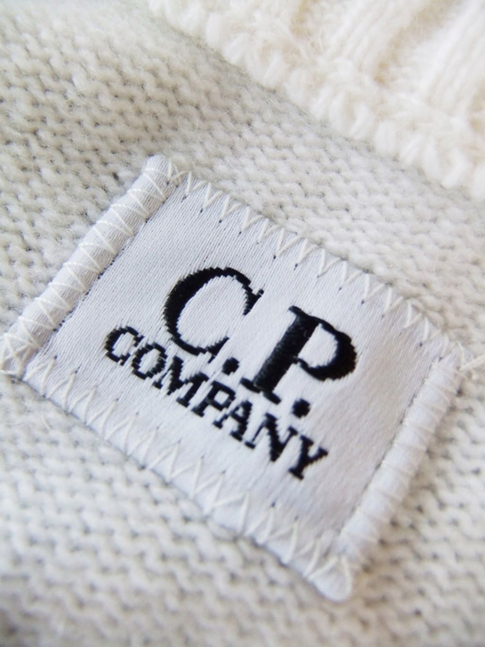LAMBSWOOL  ZIPPED CARDIGAN     ラムウール カーディガン