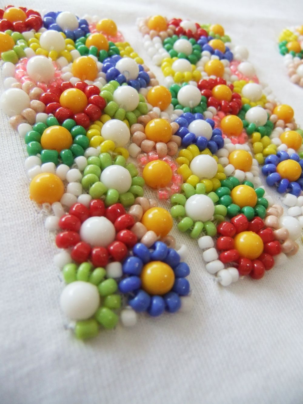 《LADIES》 BEADS LOGO  T-SHIRT  (ホワイト)   3242MDM205