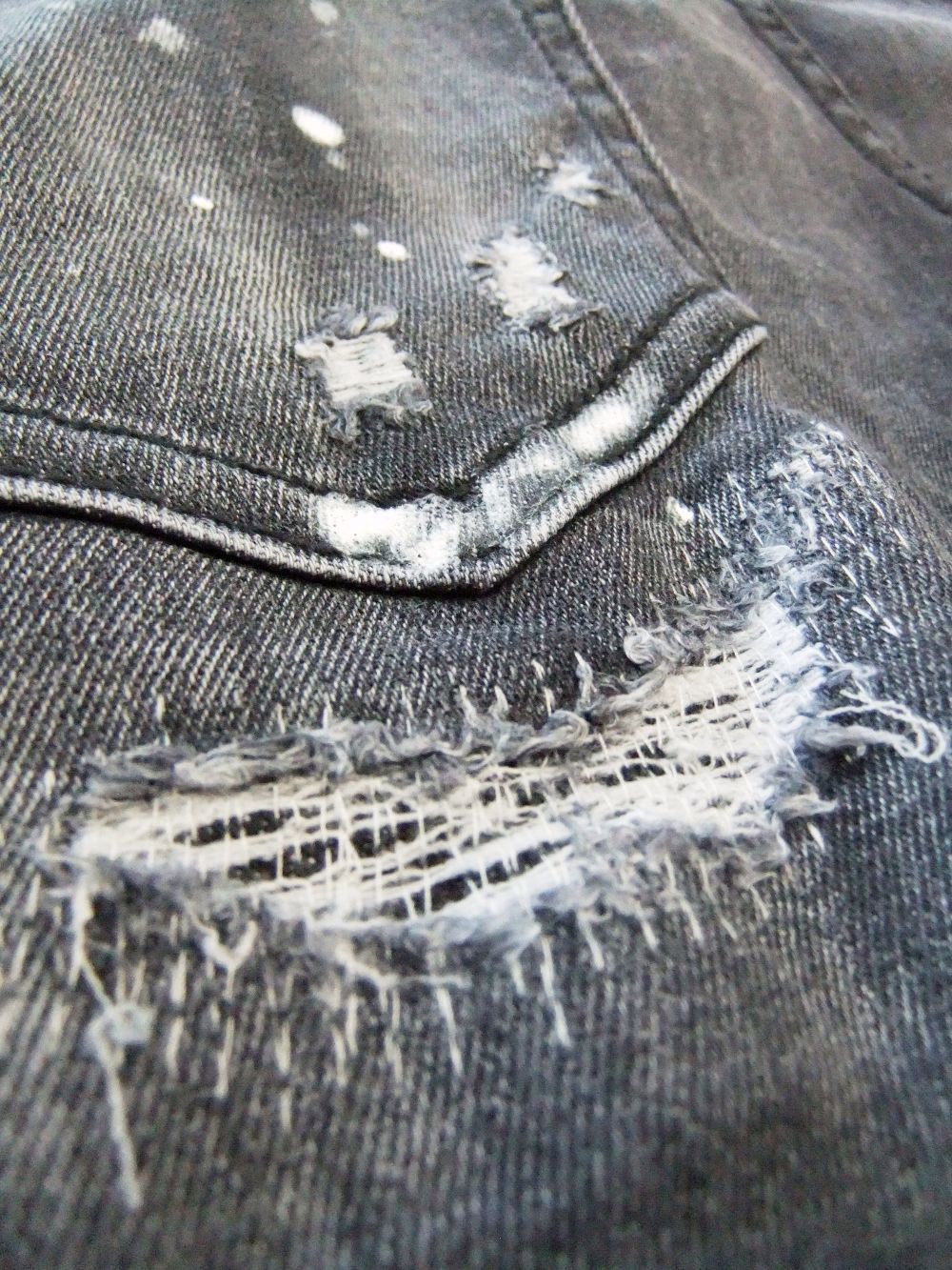 《LADIES》 デニム  COOL GIRL CROPPED JEAN  S75LB0514