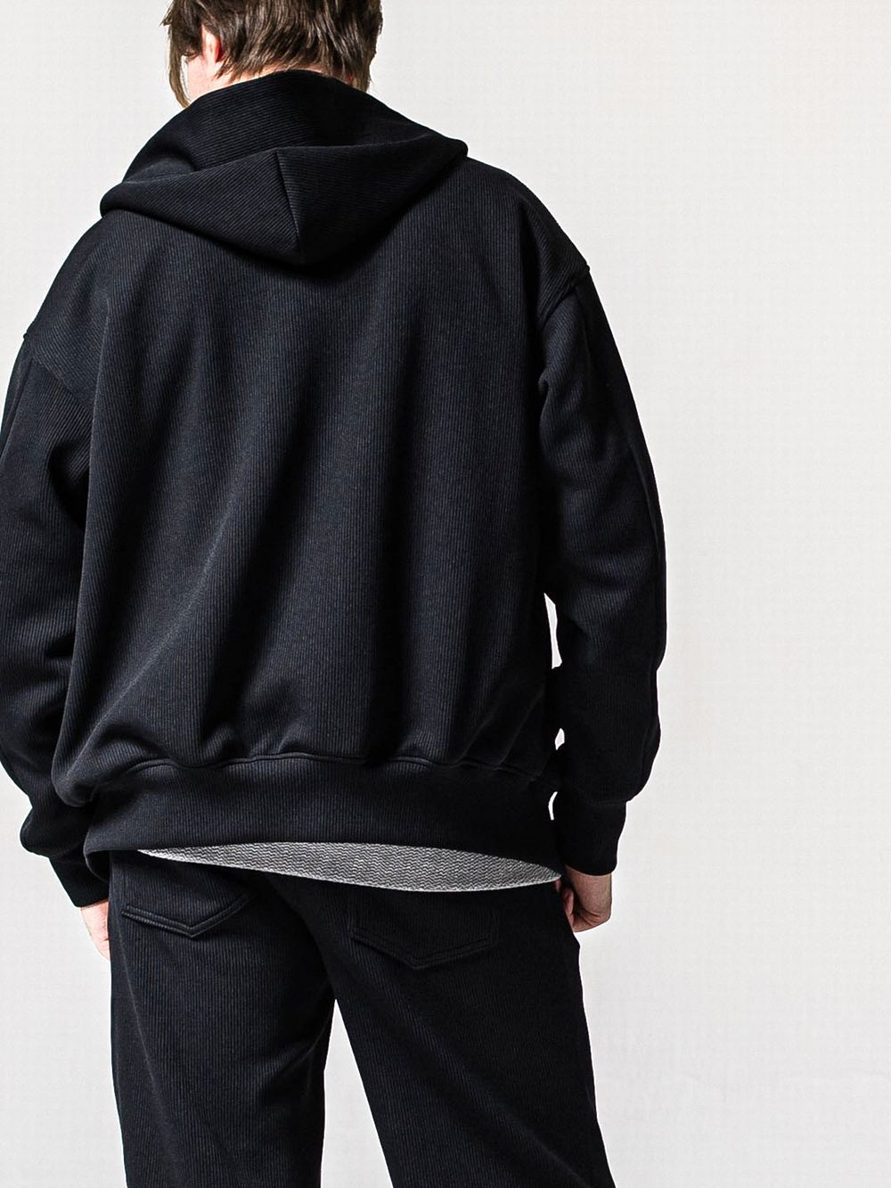 AZE VARSITY HOODIE   (ブラック)  フード付き スタジャン