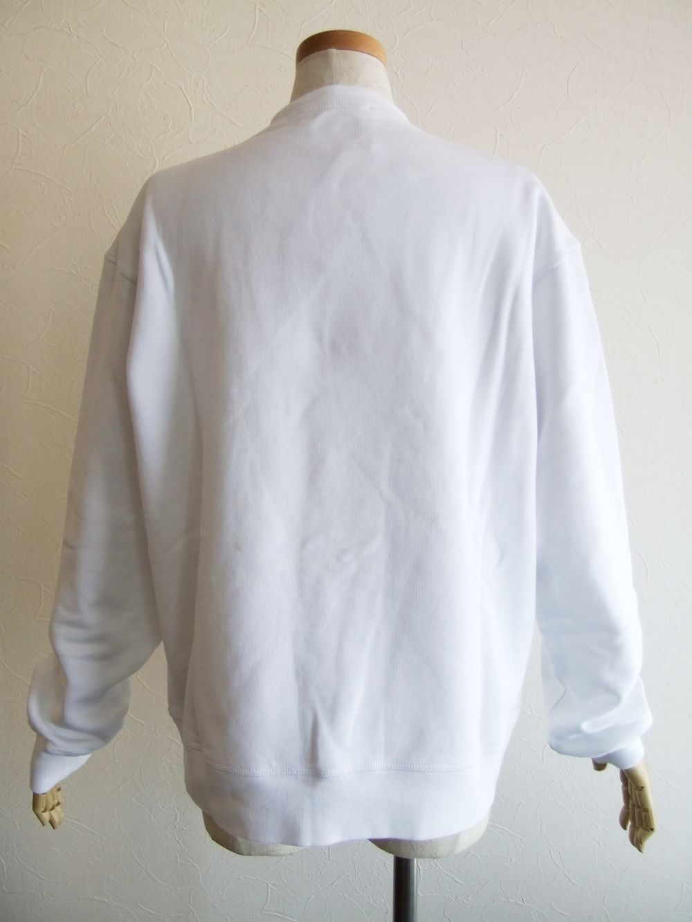 LADIES  ICON CREWNECK SWEATSHIRT  ロゴプリント スウェットシャツ  (ホワイト)  S80GU0039