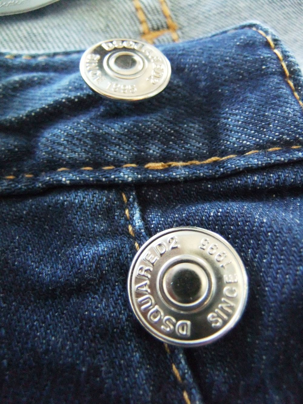 Dsquared2 - TIDY BIKER JEAN タイディー バイカー ジーン
