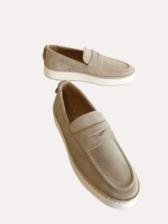 LAYTON MOK   (ベージュ)  スウェード レザー ローファー