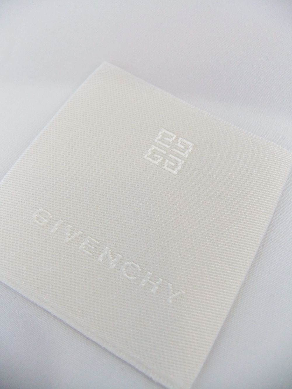 GIVENCHY  ロゴ 半袖シャツ