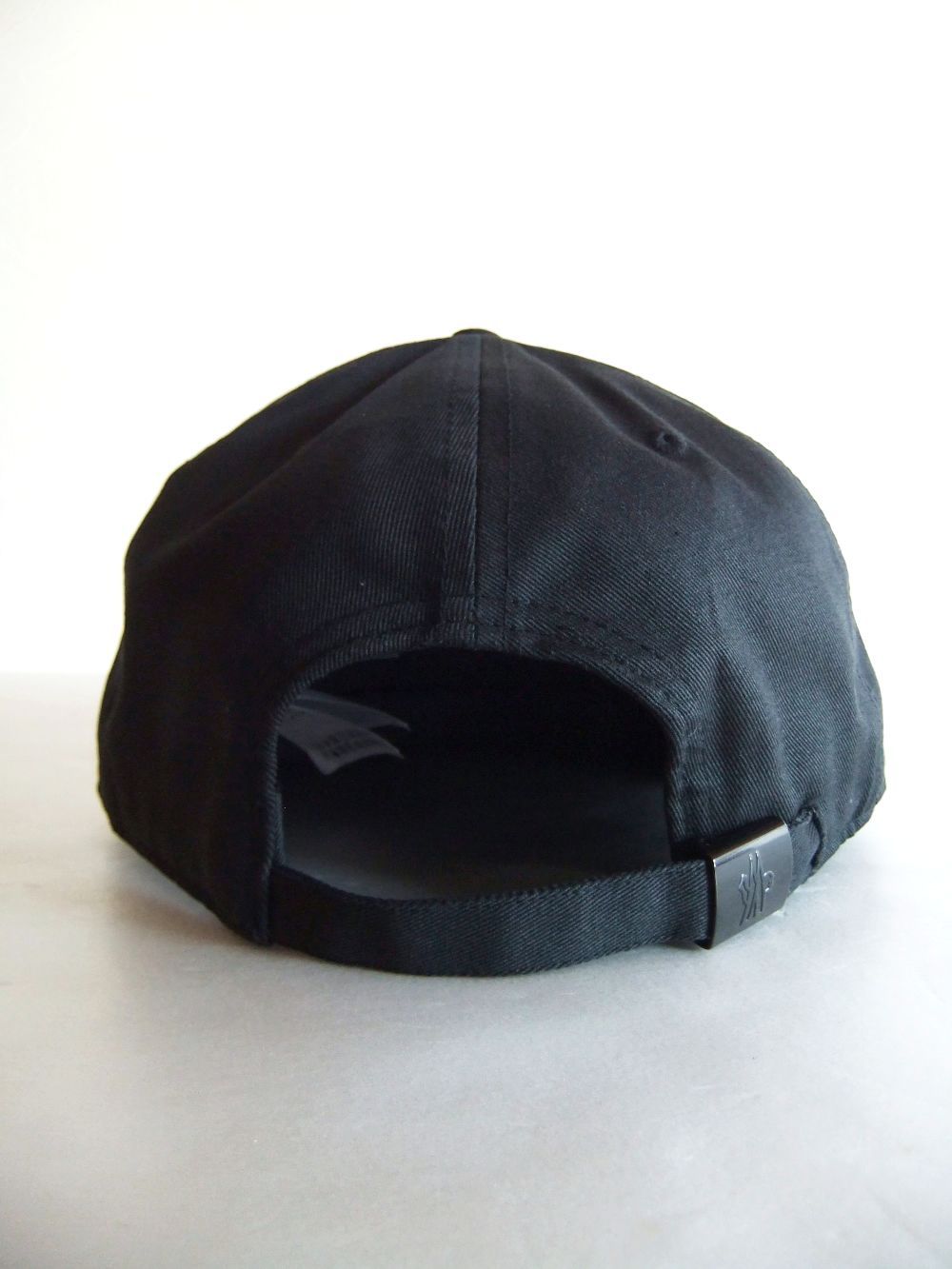 ◇新品◇MONCLER モンクレール スタッズ付き ベースボールキャップ 黒 M MONCLER モンクレール ベースボールキャップ BASEBALL CAP