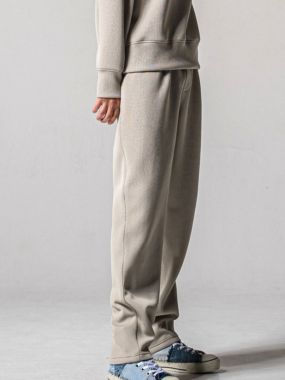 AZE WIDE TUCK PANTS   ワイド イージーパンツ （グレージュ）