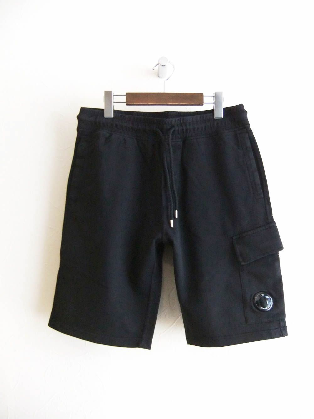 LIGHT FLEECE CARGO LENS SHORTS  (ブラック)  スウェット ハーフパンツ