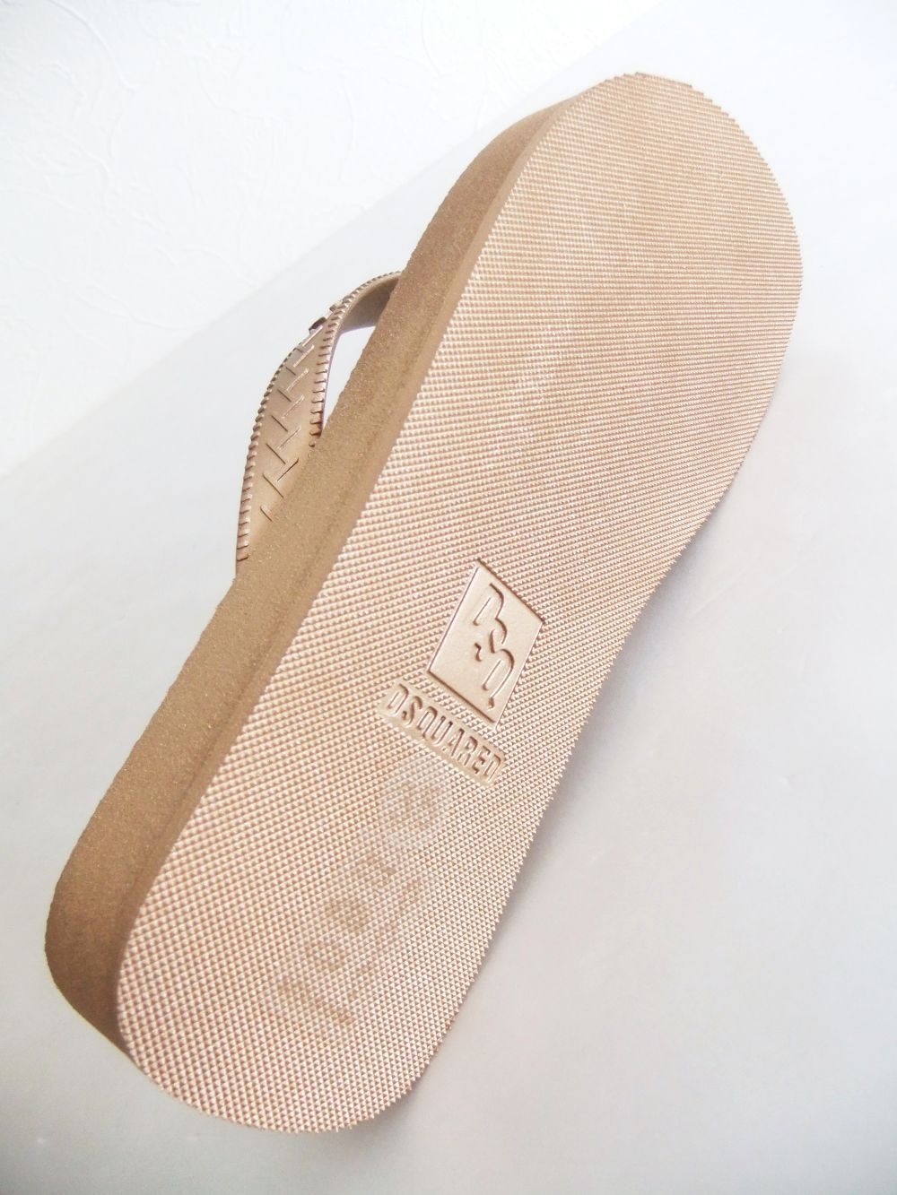 DSQUARED ビーチサンダル s83ff0001-top-2.jpg