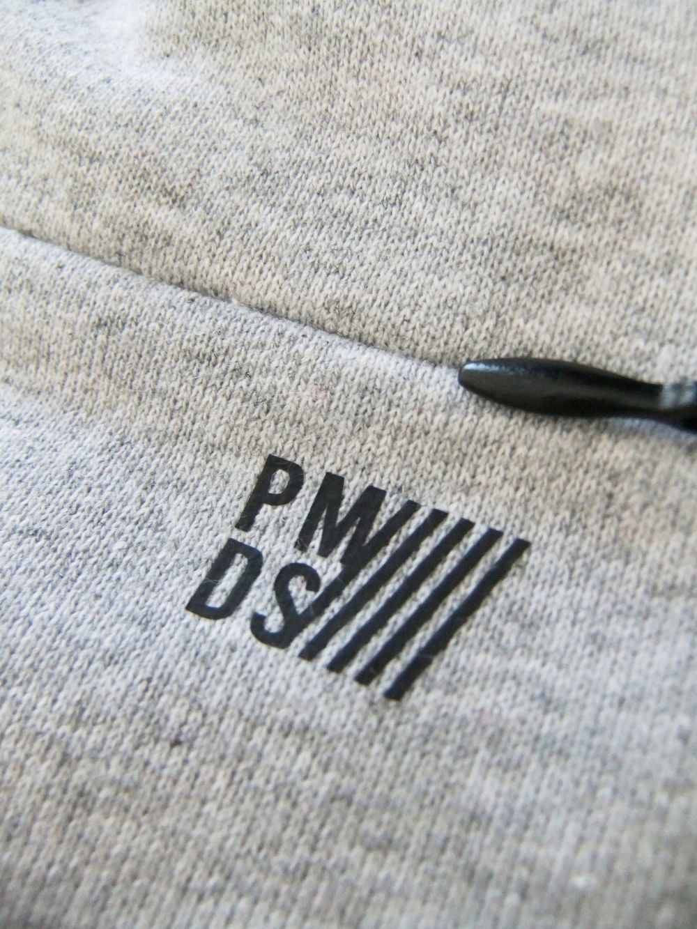 P.M.D.S. - INVISIBLE ペイント&ダメージ加工 スウェット パンツ SWEAT