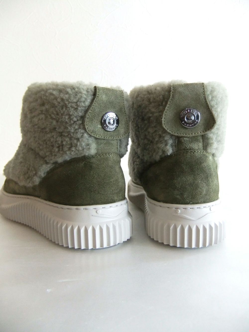 〈LADIES〉 NUAGE  ムートンブーツ  スニーカー   0F05