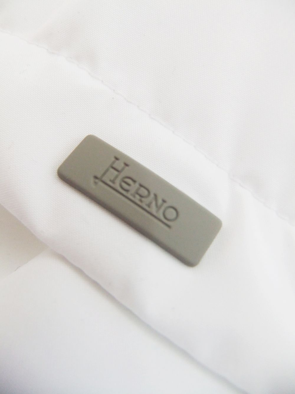 HERNO Laminar スウェット フーデッドブルゾン   JC001ULUL-50017
