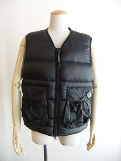 D.D. SHELL DOWN VEST  (ブラック) ナイロン ジップアップ ベスト