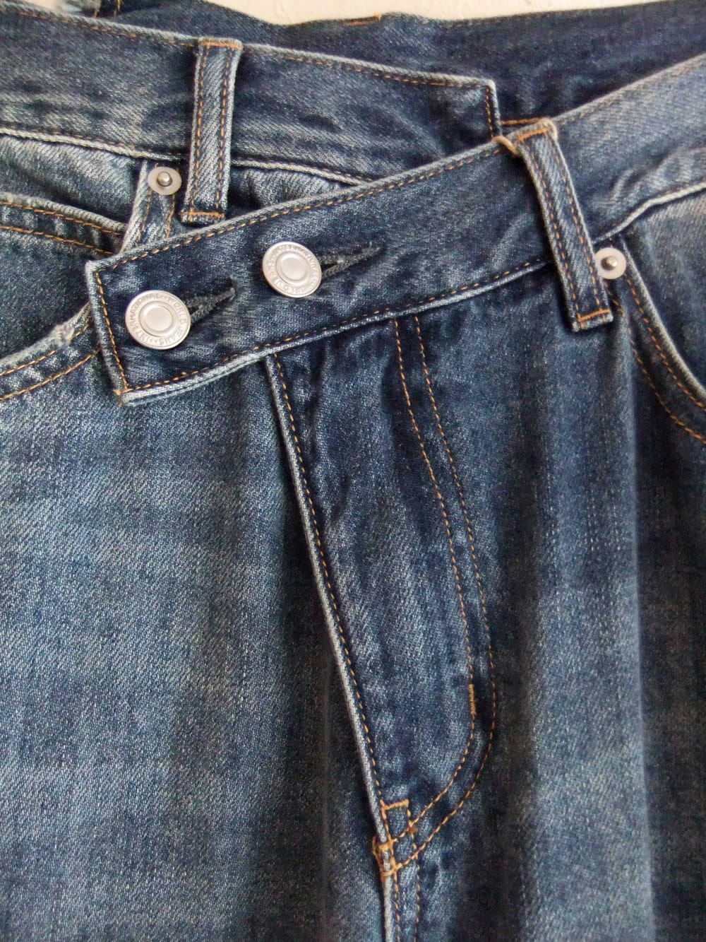 WAIST CROSS DENIM PANTS  ウェスト クロス デニム パンツ   635618