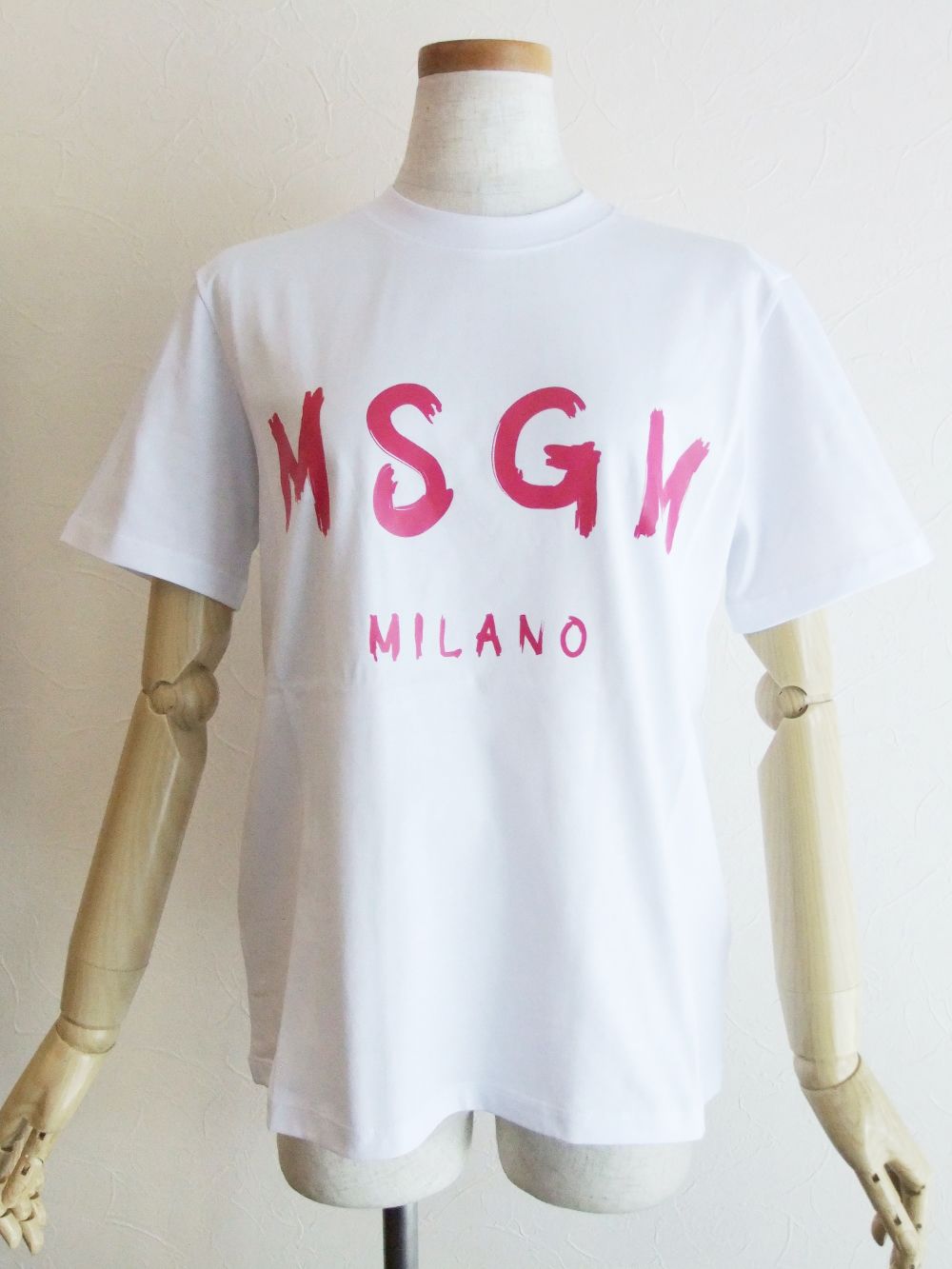 MSGM - 《LADIES》 筆描き ロゴプリント コットン Tシャツ 日本限定 ...