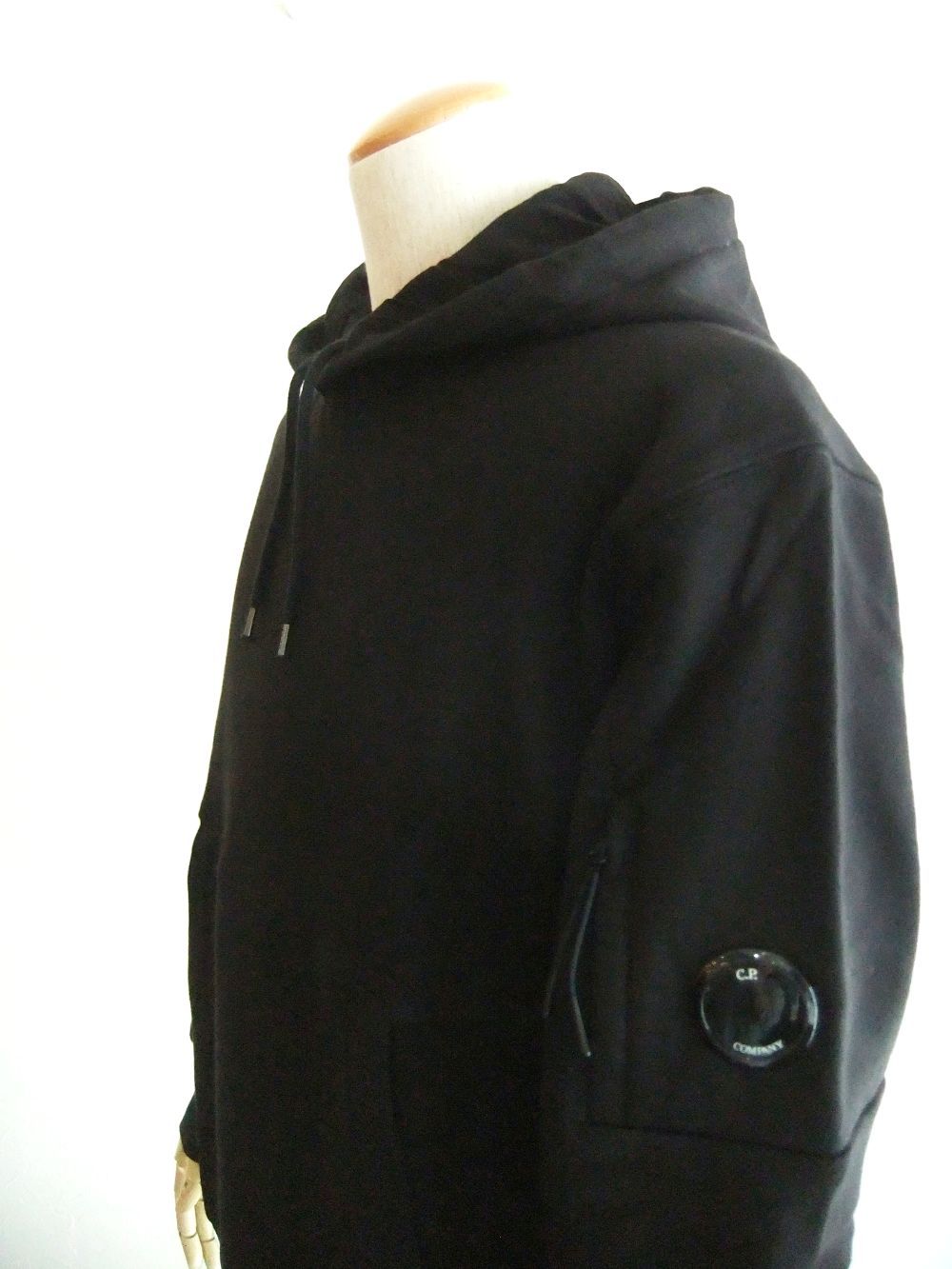 SWEATSHIRTS SWEAT HOODED IN DIAGONAL RAISED FLEECE (ブラック) フーデッド スウェットシャツ