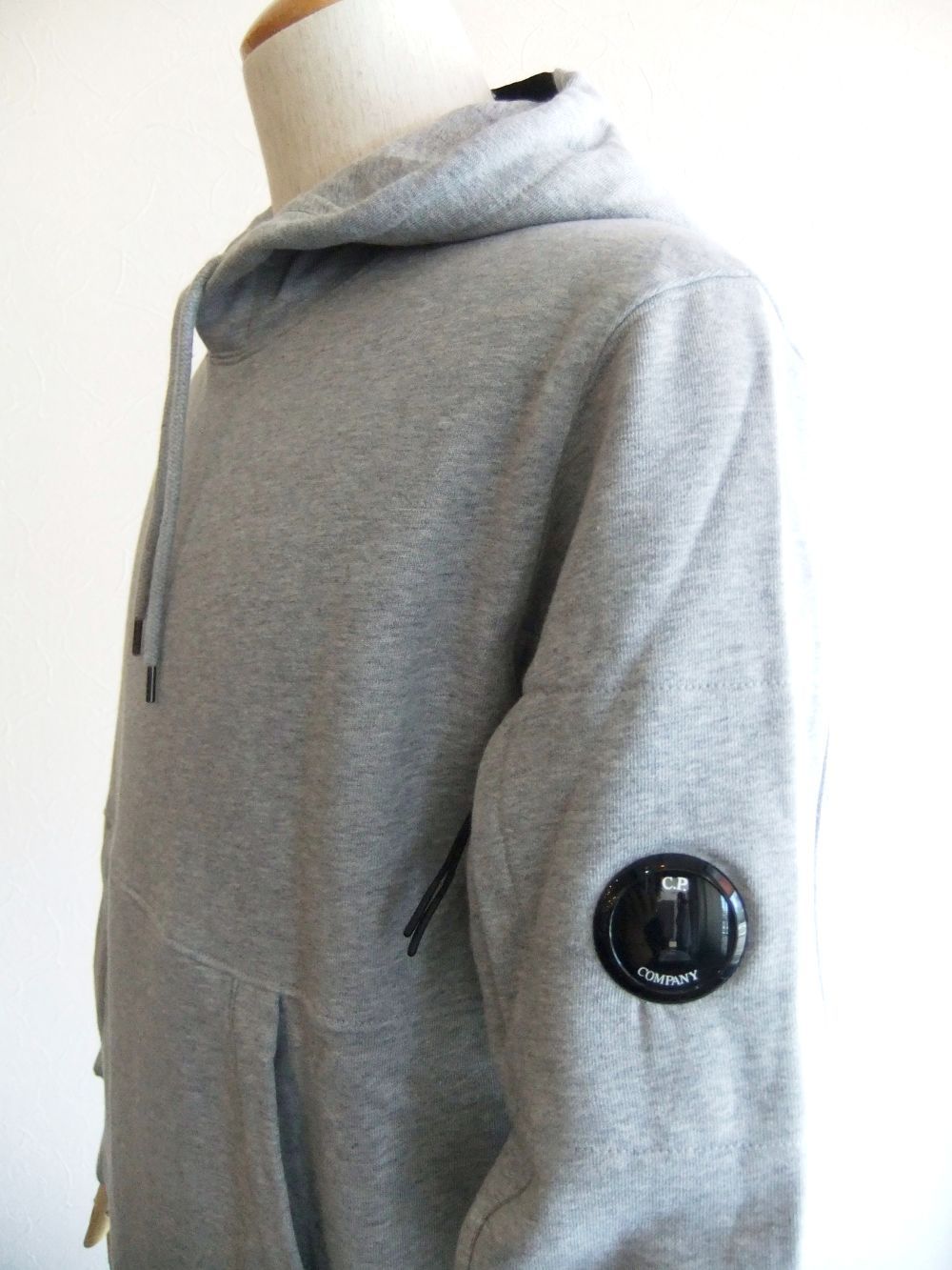 DIAGONAL RAISED FLEECE  HOODIE  (グレー) フーデッド スウェットシャツ
