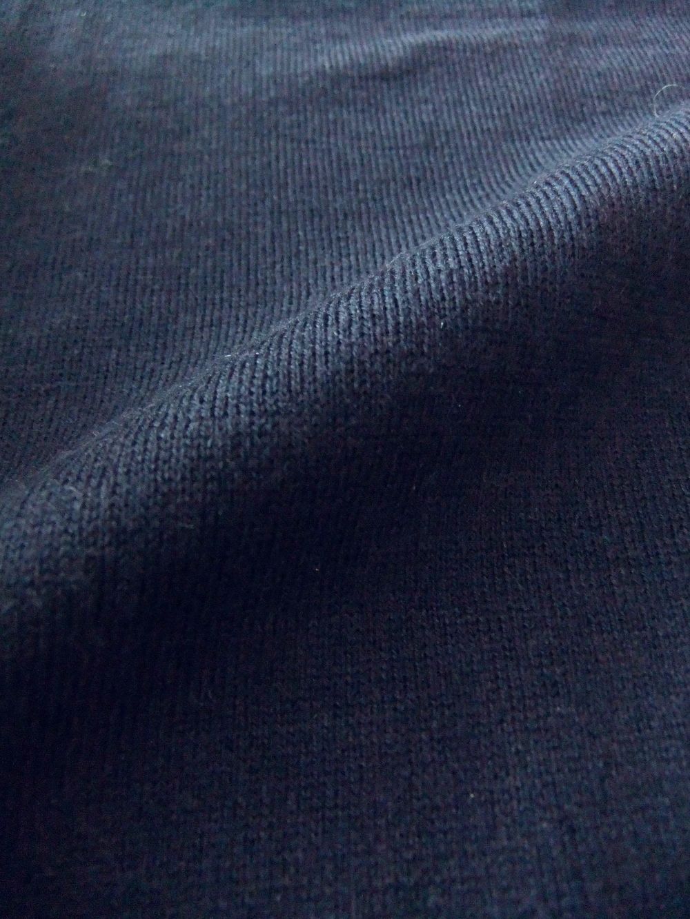 《LADIES》 ALINA  30G ウール Vネック リラックス カーディガン 【RELAX FIT】