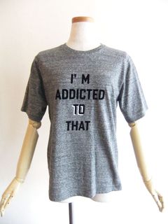 FLOCKY LOGO TEE フロッキー ロゴプリント Tシャツ   525950