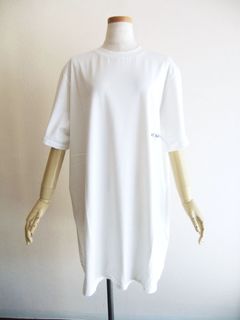 【レディース】MM⑥ MAISON MARGIELA  (ホワイト)  ロゴ Tーワンピース
