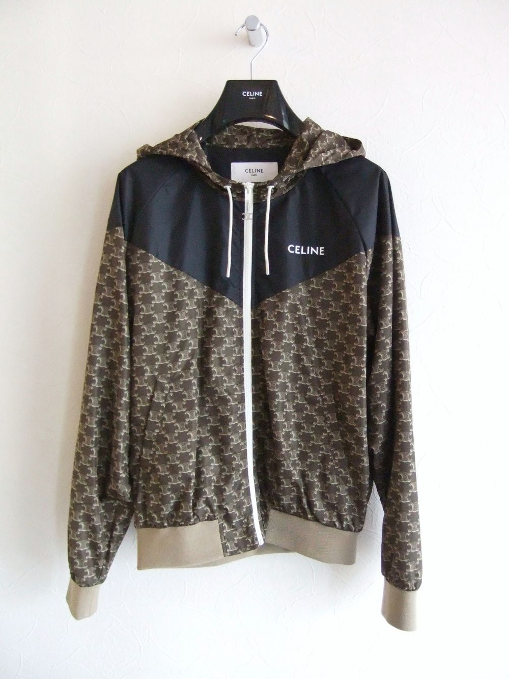 未使用に近い CELINE ナイロンジャケット FW21 サイズ44 - メルカリ