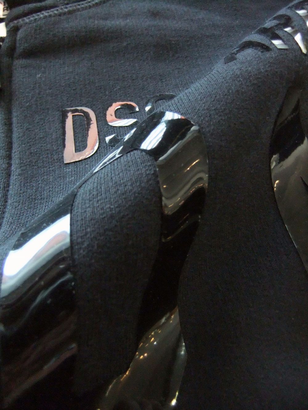 D squared2★アイコンロゴ ジップアップ パーカー★送関込 楽天市場】ディースクエアード（パーカー｜トップス）：メンズ