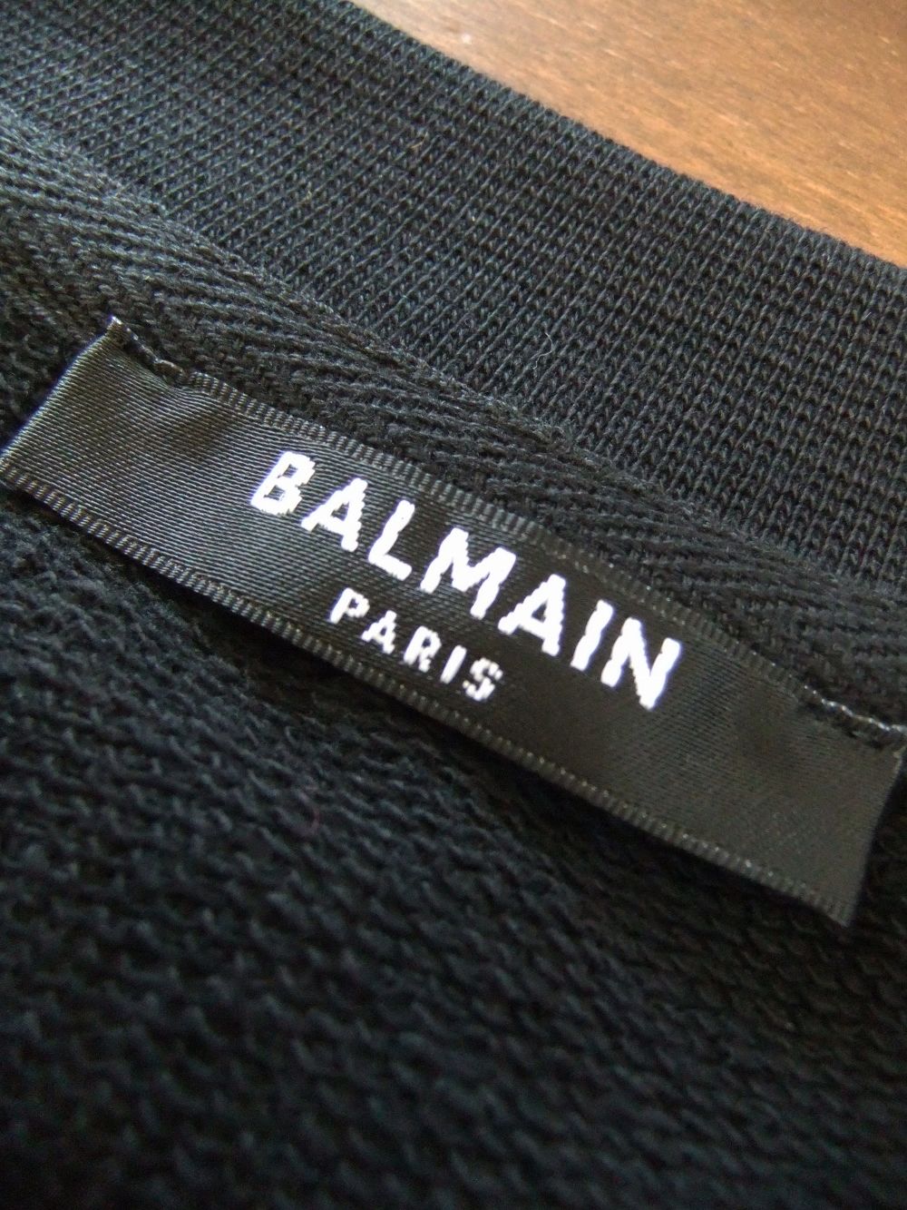 【BALMAIN】スウェットシャツ ヴィンテージロゴ 刺繍 コットン BALMAIN - コットン スウェットシャツ ブラック Balmain