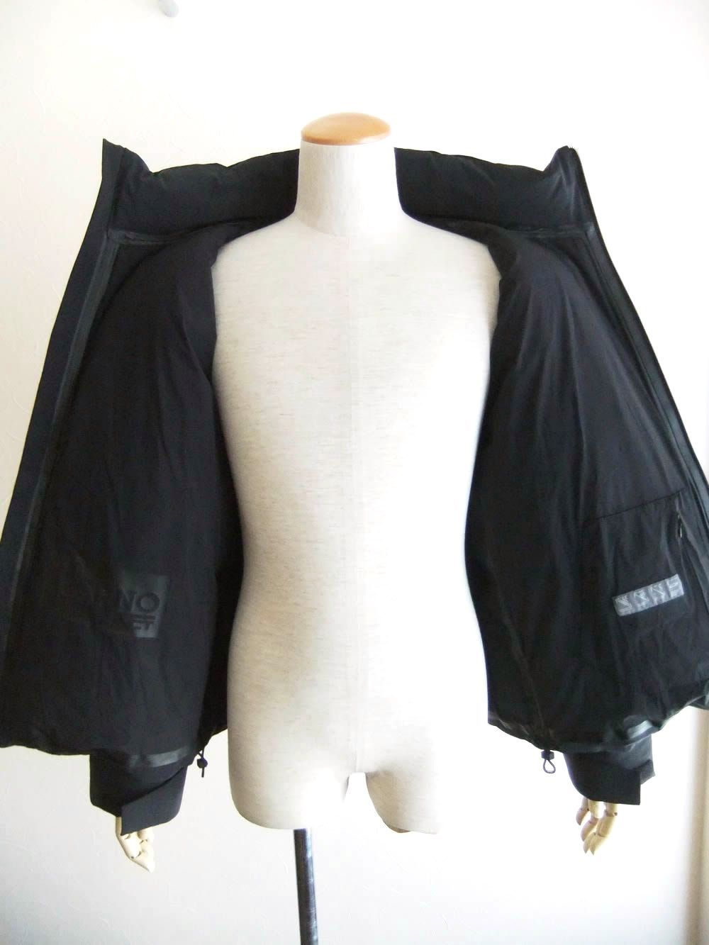 HERNO INPACT  4 WAY ストレッチ フーデッド ダウン ブルゾン