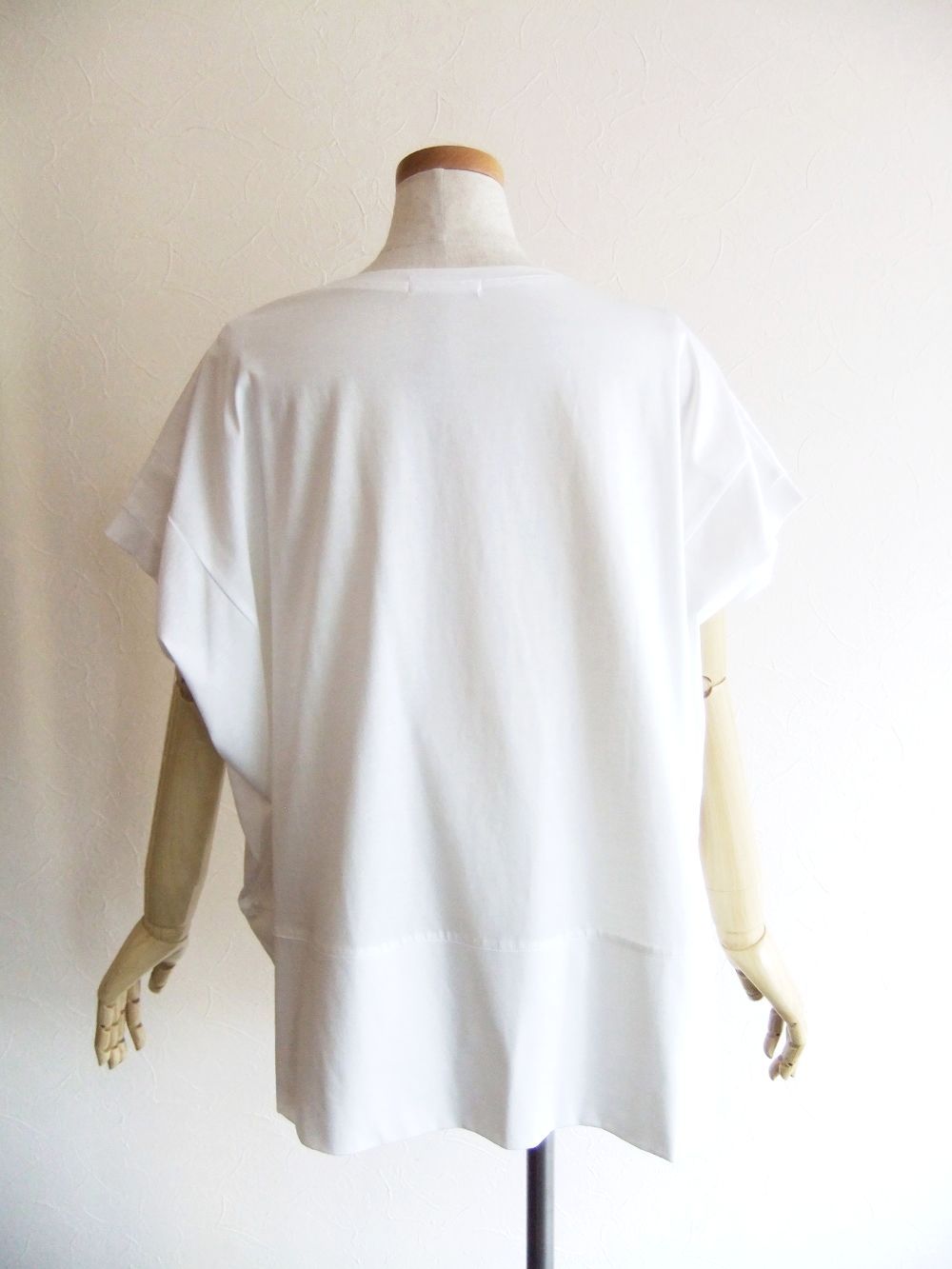 フォトプリント フロントスリット コクーン Tシャツ  (ホワイト)  526978