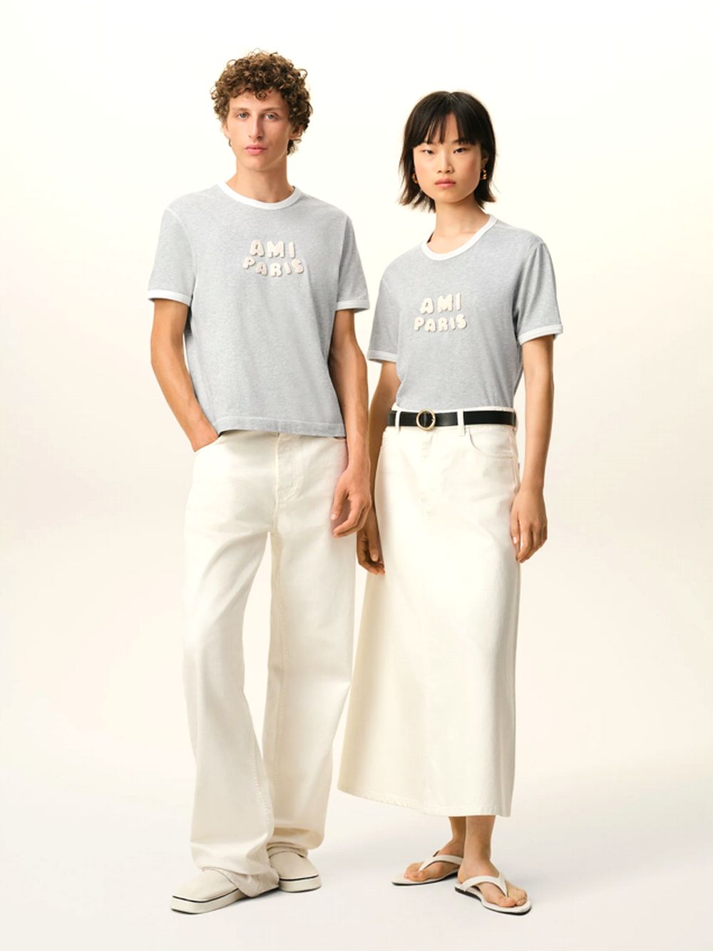 【ユニセックス】AMI DE COEUR Tシャツ  ロゴ パッチ 半袖 Tシャツ