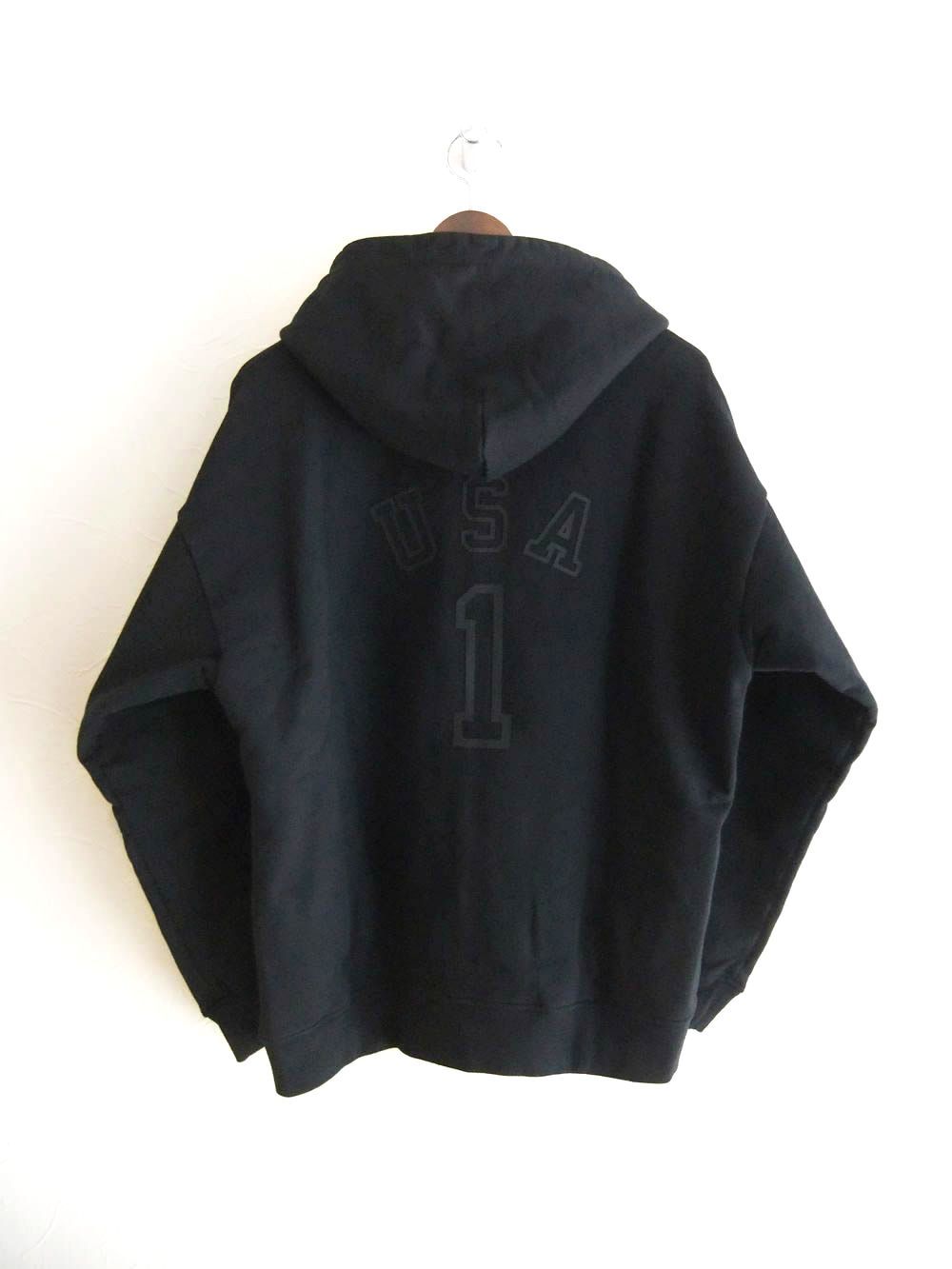 HOODIE FZ （ブラック） ロゴパーカー