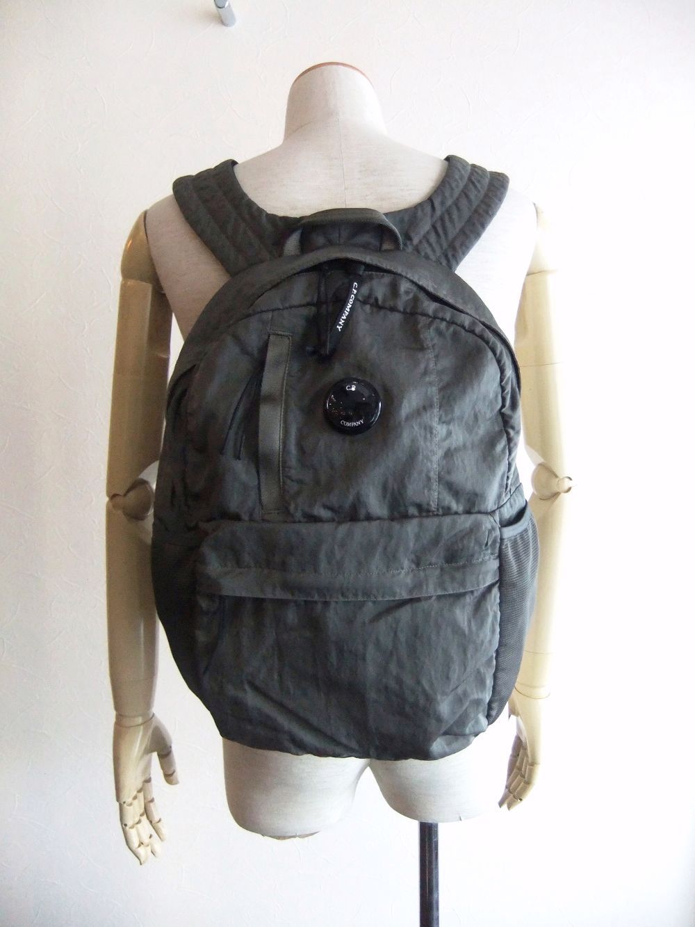 BACK PACK IN NYLON B  (グレー) ボディバッグ