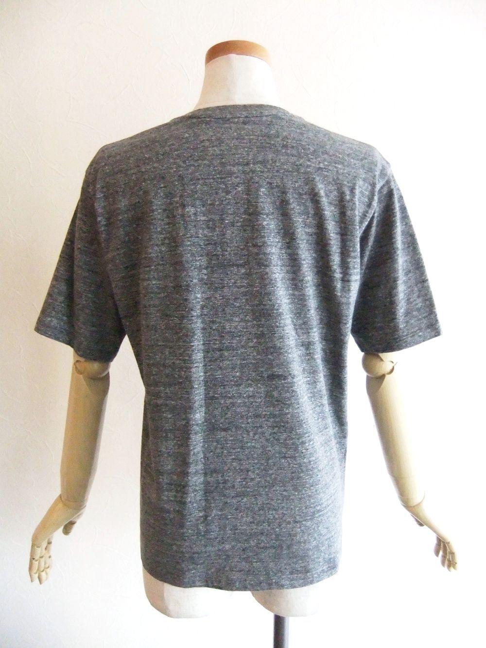 FLOCKY LOGO TEE フロッキー ロゴプリント Tシャツ   525950