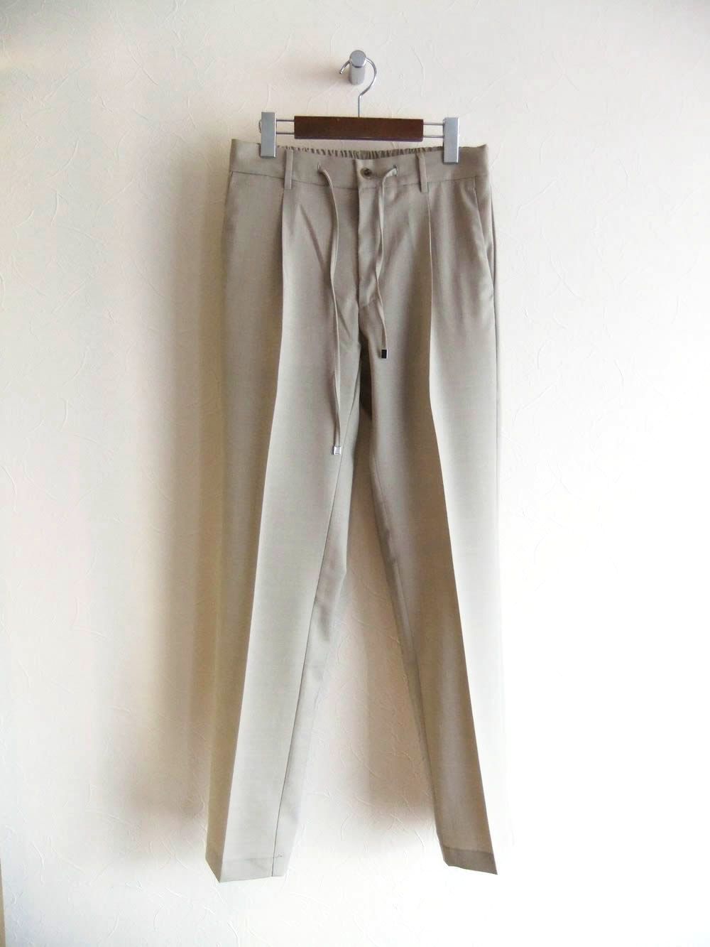 SPIAGGIA   スピアッジャ  (ベージュ)  テックウール  ワンタック パンツ