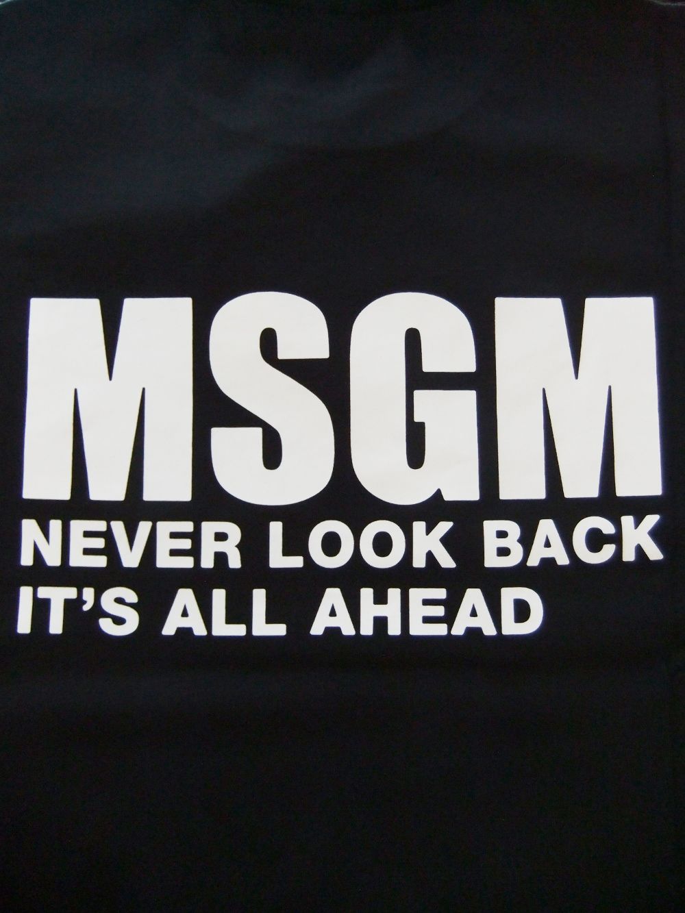 《LADIES》 NEVER LOOK BACK ステートメント ロゴ Tシャツ   3441MDM104   (ブラック)