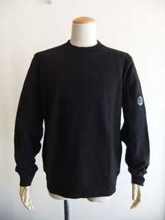 DIAGONAL RAISED FLEECE  SWEATSHIRT  (ブラック) クルーネック スウェットシャツ