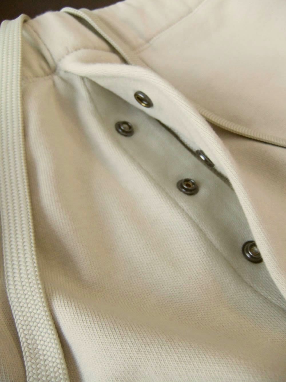DIAGONAL RAISED FLEECE CARGO LENS SWEATPANTS   (ベージュ) スウェット カーゴパンツ