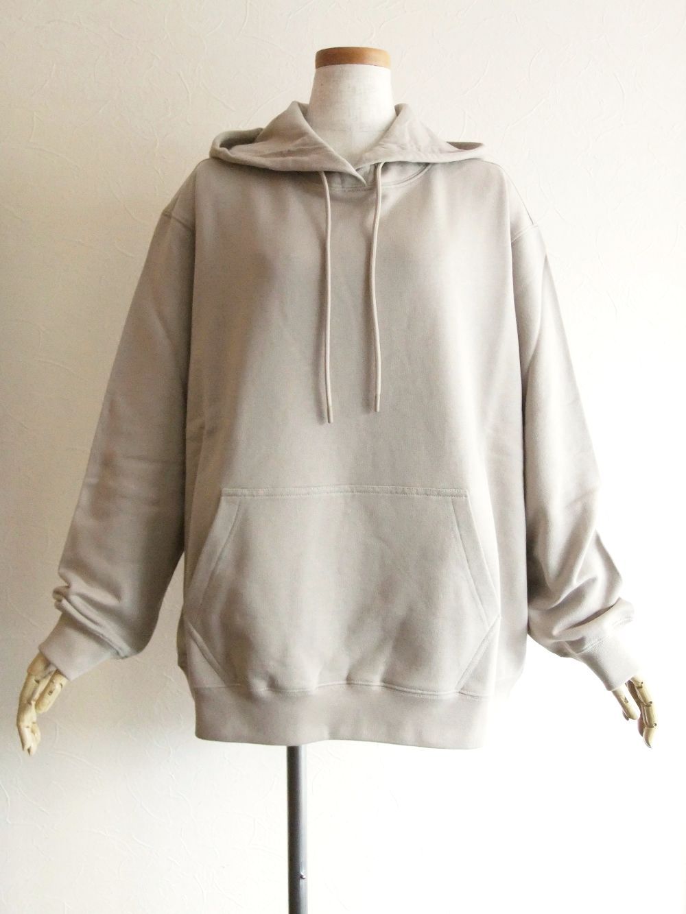 《LADIES》 ロゴ スウェットフーディー   (ベージュ)  3141MDM535-217799
