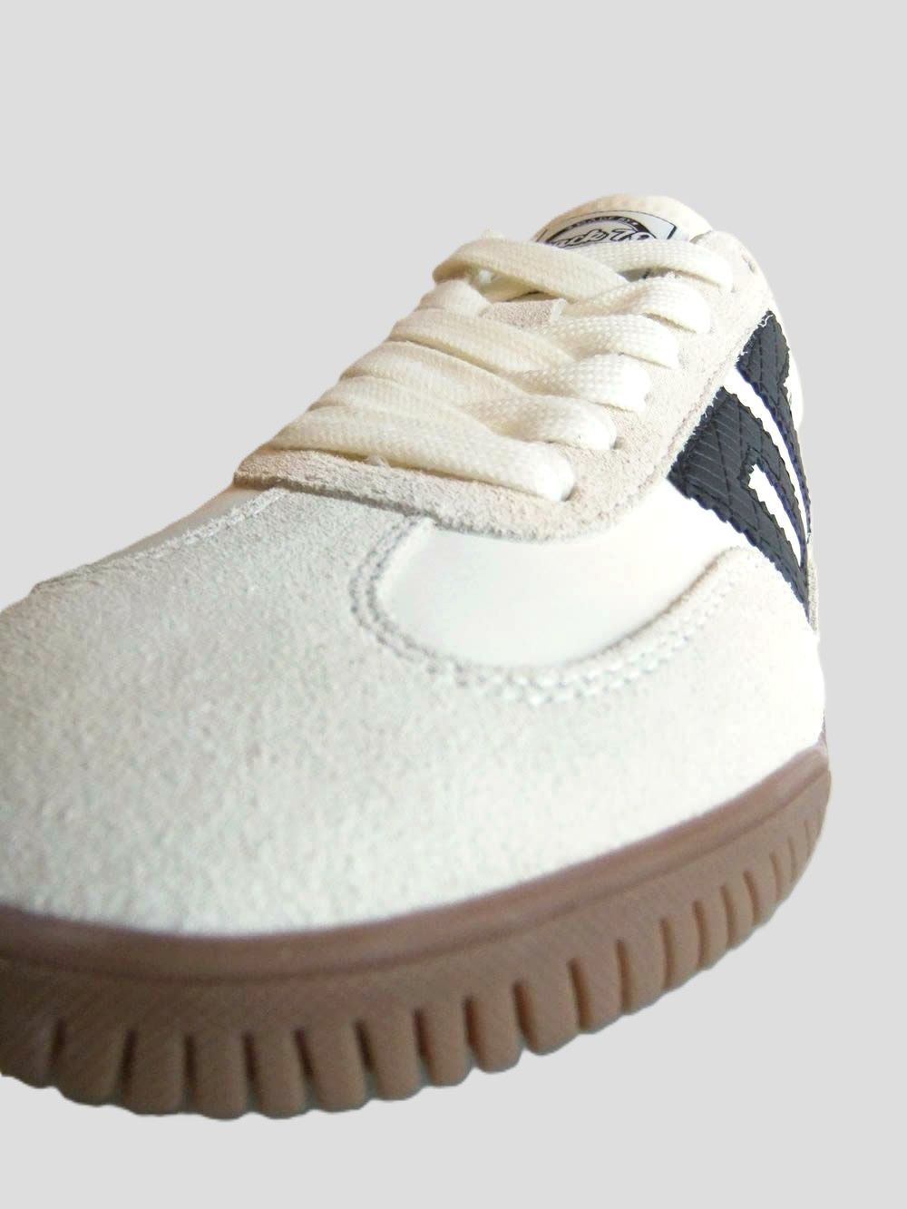 【BACK70】 FIRE BALL SPONGY NYLON BUTTER 70  （ホワイト） ファイヤーボール ナイロン スニーカー